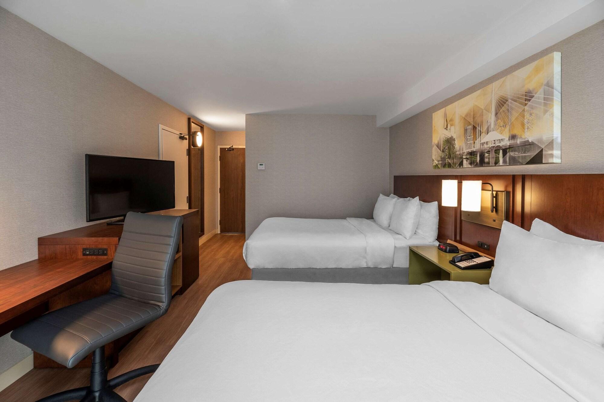 Comfort Inn 3*