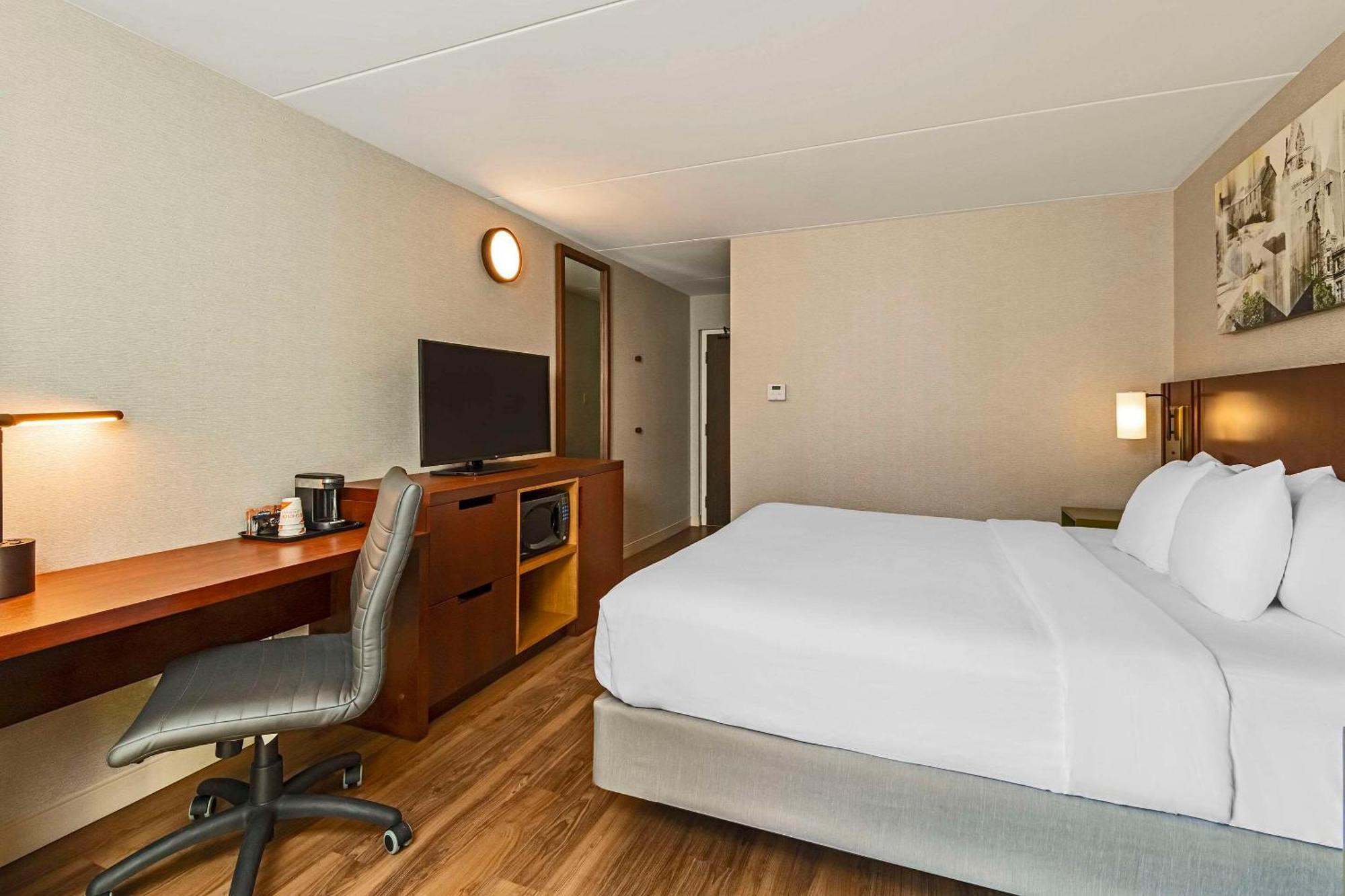 Comfort Inn 3*